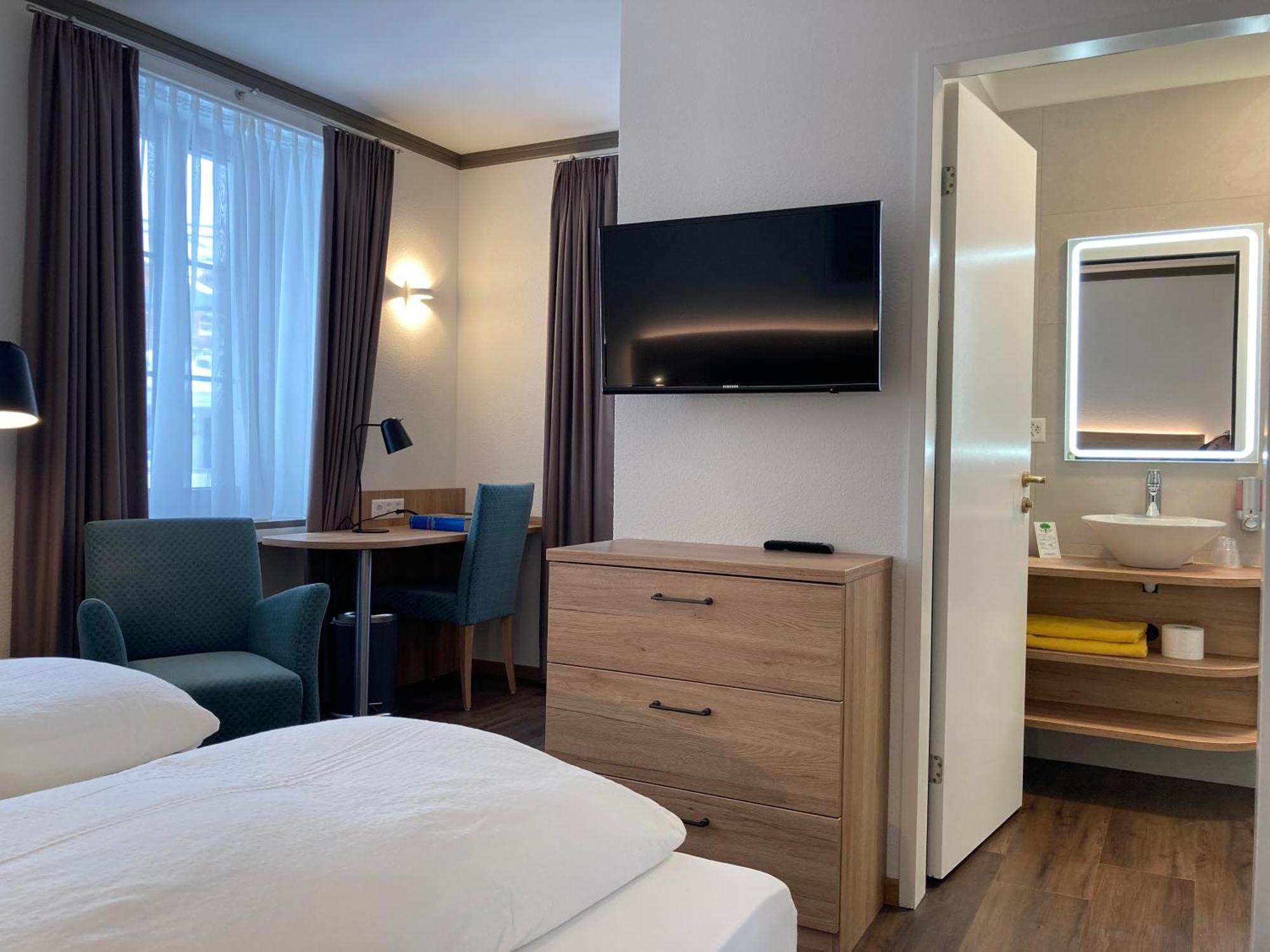 בלאטן ביי נאטרס Hotel Blattnerhof מראה חיצוני תמונה